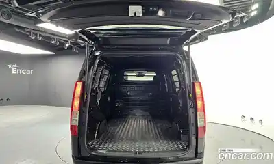 Hyundai Staria 2025 3.5 Автомат в Москве № 107910, миниатюра 6