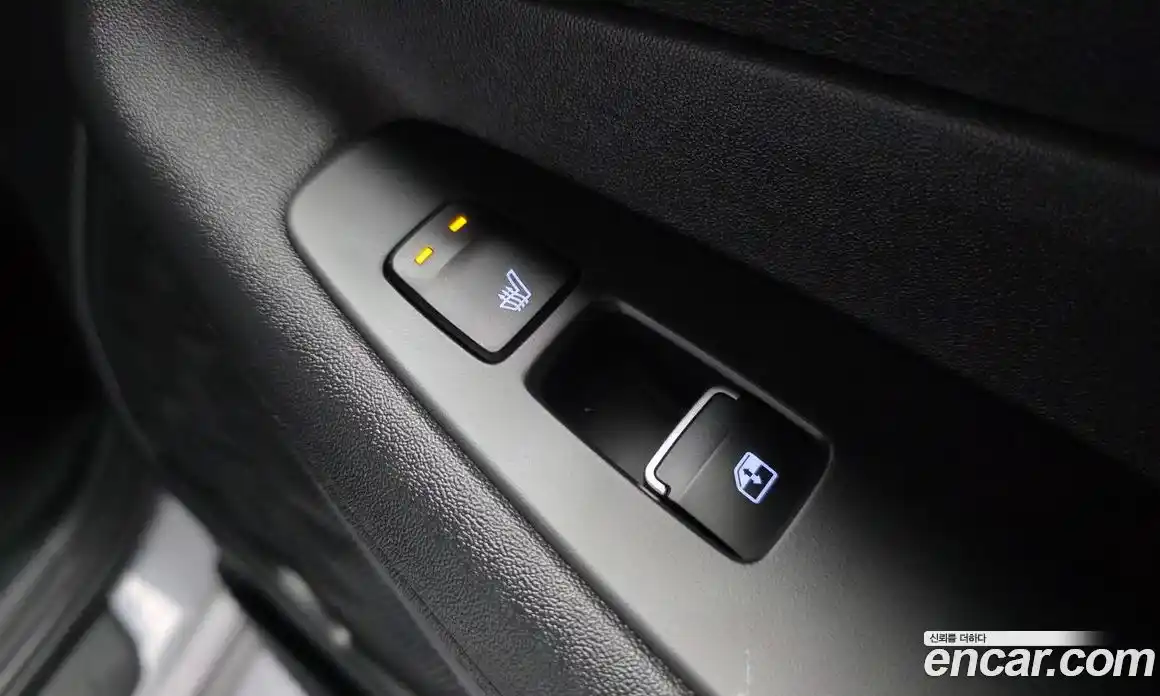 Hyundai Santa Fe 2022 1.6 Автомат в Москве № 109088, фото 17