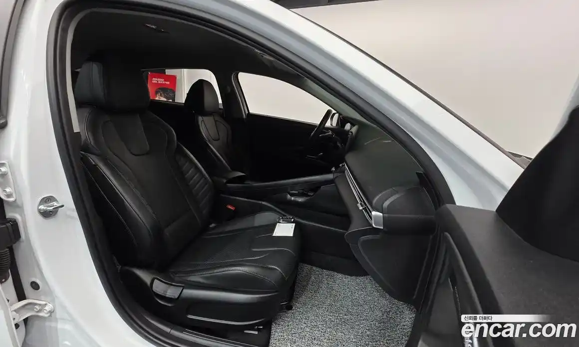 Hyundai Avante 2022 1.6 Автомат в Москве № 112948, фото 12