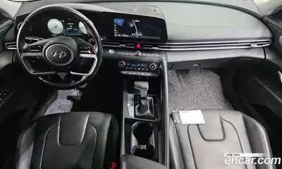 Hyundai Avante 2022 1.6 Автомат в Москве № 112948, миниатюра 5