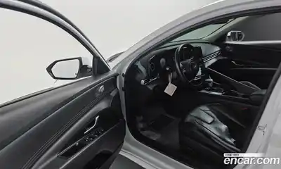 Hyundai Avante 2022 1.6 Автомат в Москве № 112948, миниатюра 7