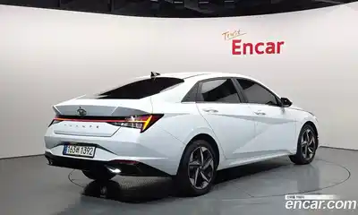 Hyundai Avante 2022 1.6 Автомат в Москве № 112948, миниатюра 8