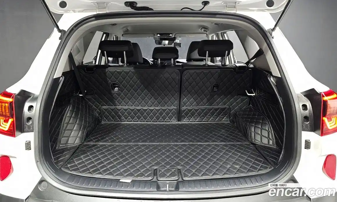 Kia Seltos 2022 1.6 Автомат в Москве № 115551, фото 20