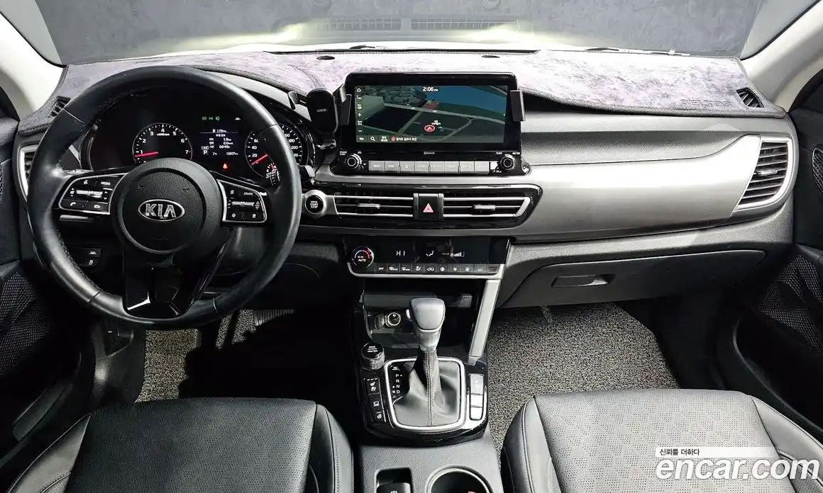 Kia Seltos 2022 1.6 Автомат в Москве № 115551, фото 7