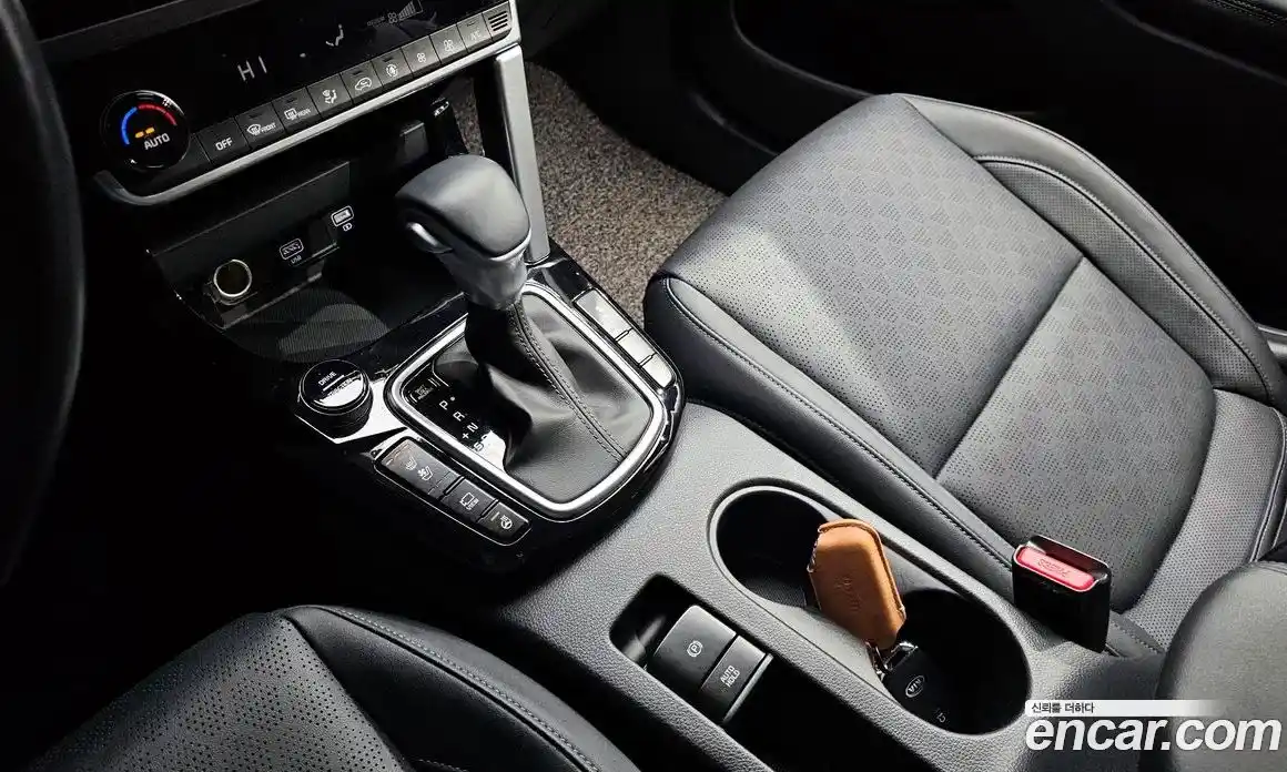 Kia Seltos 2022 1.6 Автомат в Москве № 115551, фото 9