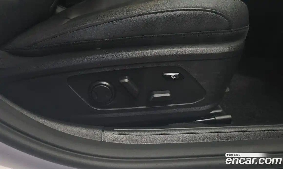 Hyundai Grandeur 2023 3.5 Автомат в Москве № 11724, фото 16