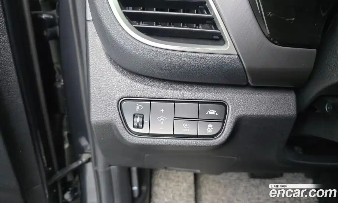 Kia Seltos 2022 1.6 Автомат в Москве № 122037, фото 11