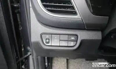 Kia Seltos 2022 1.6 Автомат в Москве № 122037, миниатюра 11