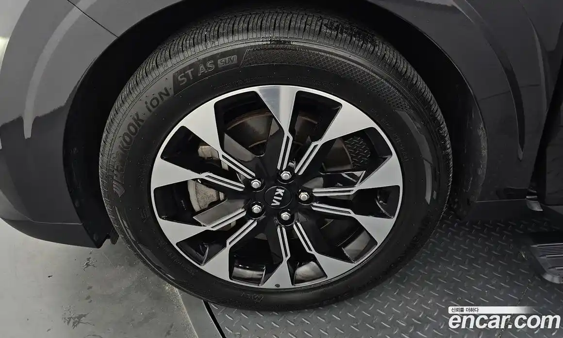 Kia Canival 2021 3.5 Автомат в Москве № 122146, фото 5