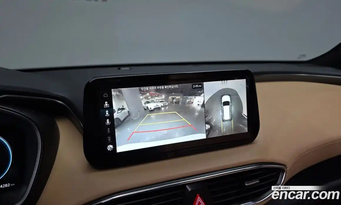 Hyundai Santa Fe 2022 1.6 Автомат в Москве № 124951, фото 11