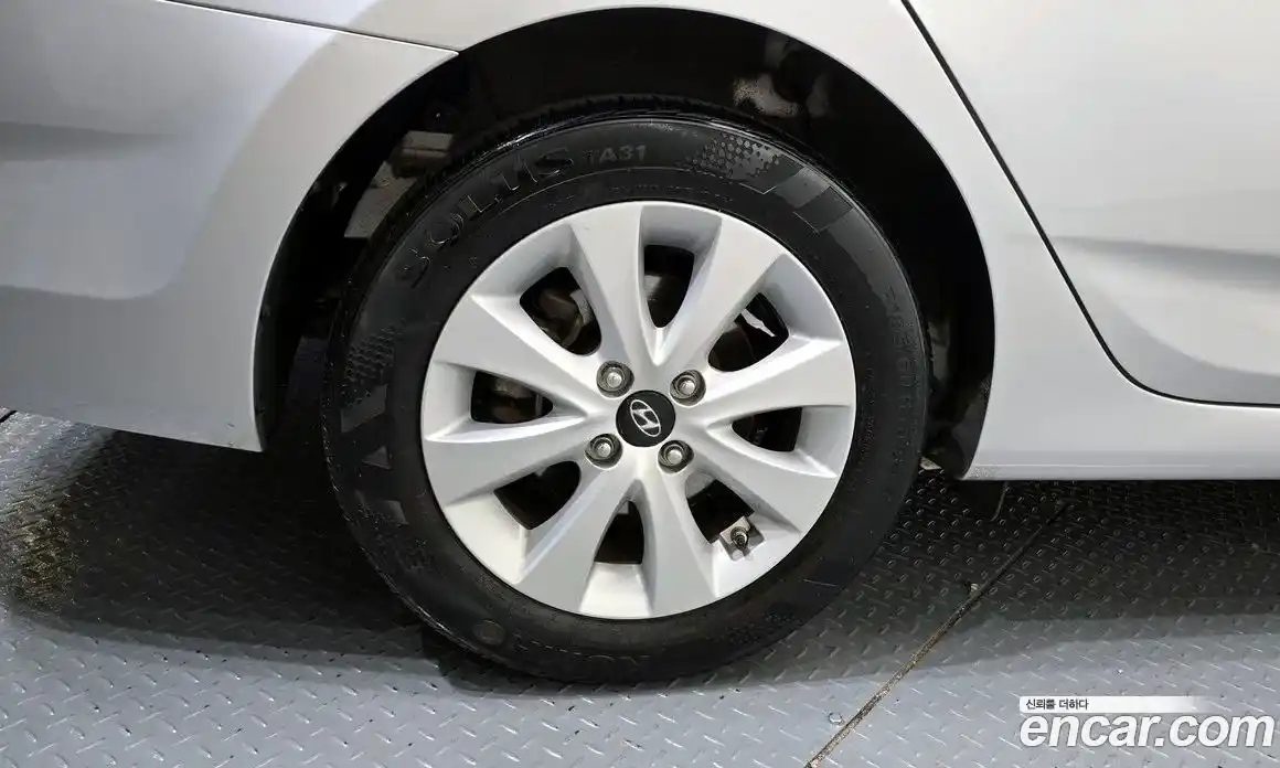 Hyundai Accent 2016 1.4 Автомат в Москве № 125459, фото 9