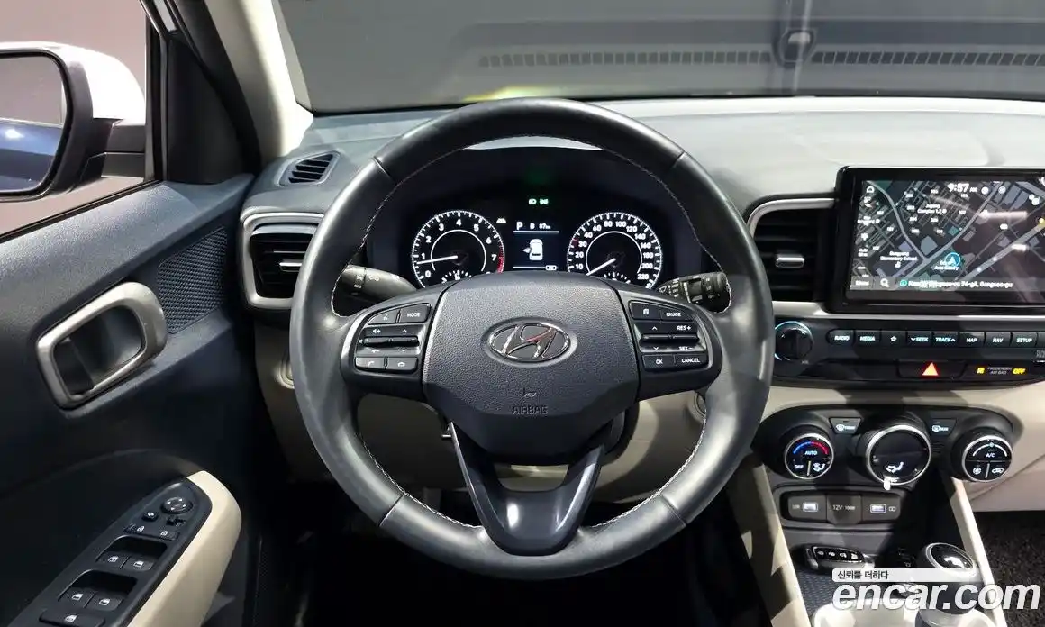 Hyundai Venue 2022 1.6 Автомат в Москве № 125524, фото 18