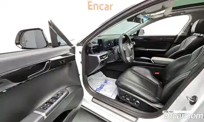 Hyundai Grandeur 2023 3.5 Автомат в Москве № 125744, миниатюра 9