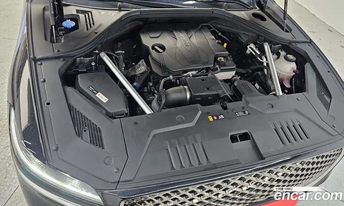 Genesis GV70 2023 2.5 Автомат в Москве № 12904, фото 6