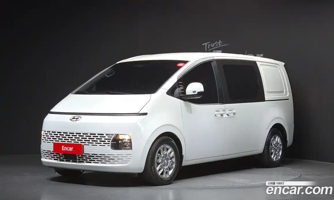 Hyundai Staria 2022 2.2 Автомат в Москве № 129831, фото 15