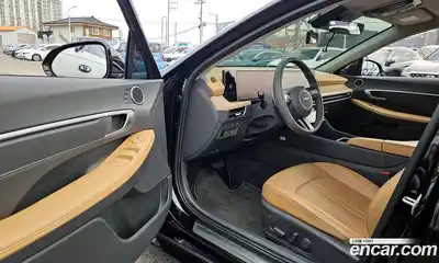 Hyundai Sonata 2024 1.6 Автомат в Москве № 130656, миниатюра 6