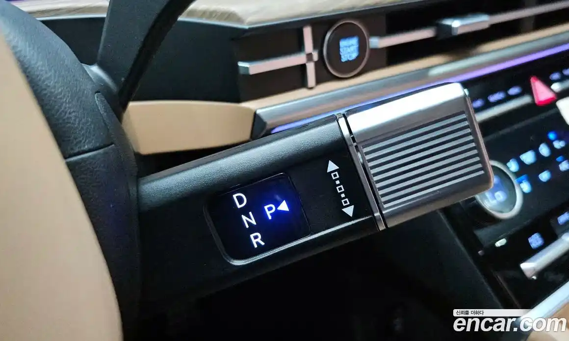 Hyundai Santa Fe 2025 1.6 Автомат в Москве № 130742, фото 13