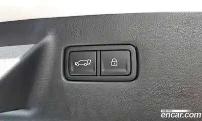 Hyundai Santa Fe 2025 1.6 Автомат в Москве № 130742, миниатюра 2