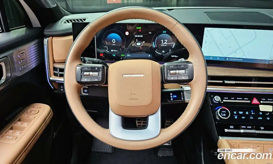 Hyundai Santa Fe 2025 1.6 Автомат в Москве № 130742, фото 3