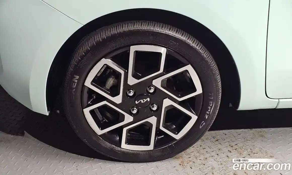 Kia Ray 2024 1.0 Автомат в Москве № 131648, фото 5