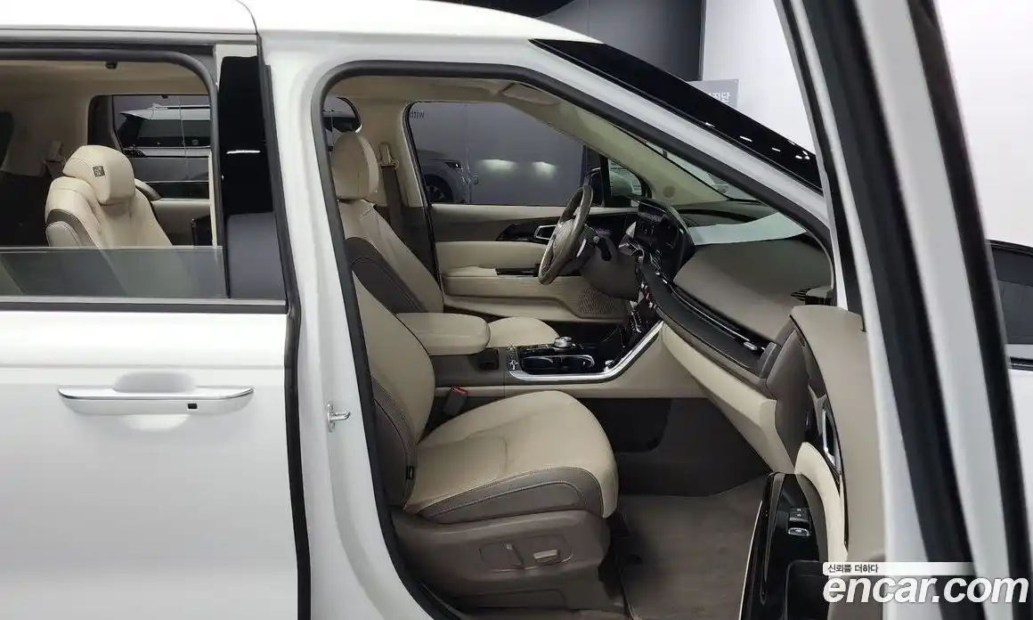 Kia Canival 2022 3.5 Автомат в Москве № 132521, фото 16