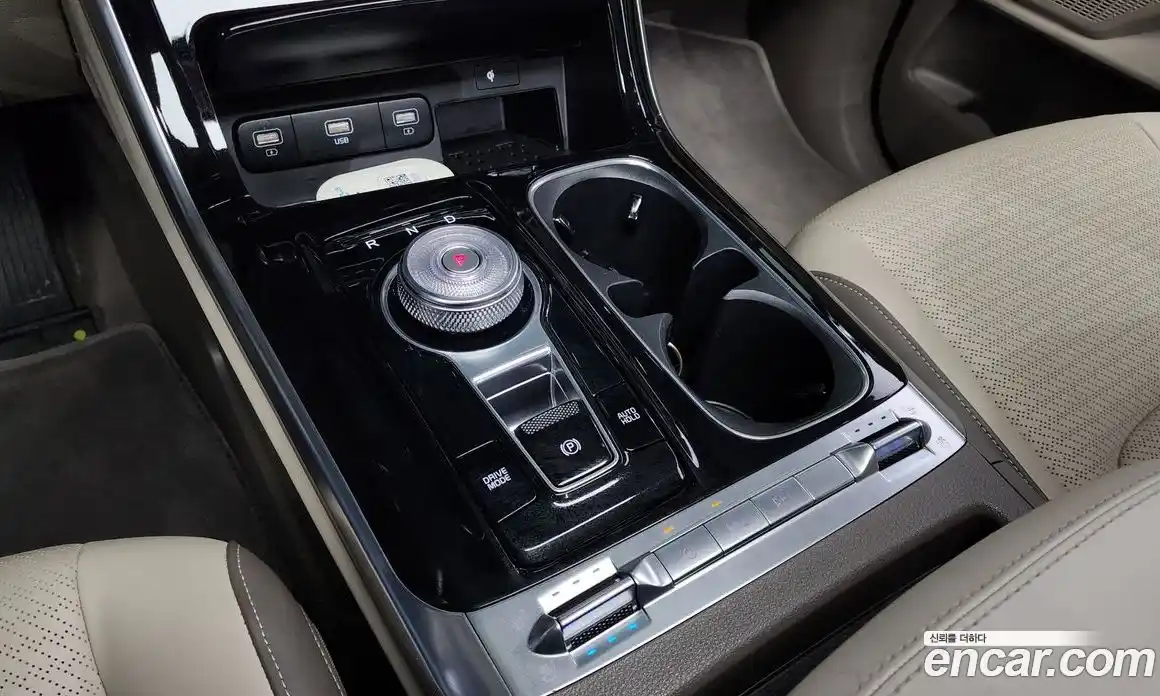 Kia Canival 2022 3.5 Автомат в Москве № 132521, фото 19