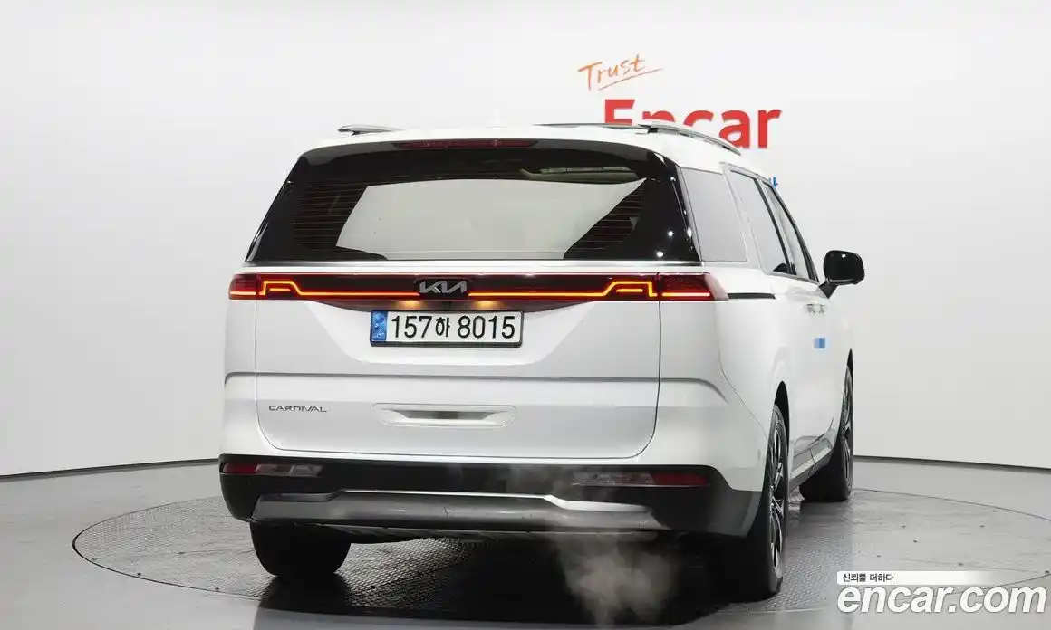 Kia Canival 2022 3.5 Автомат в Москве № 132521, фото 8