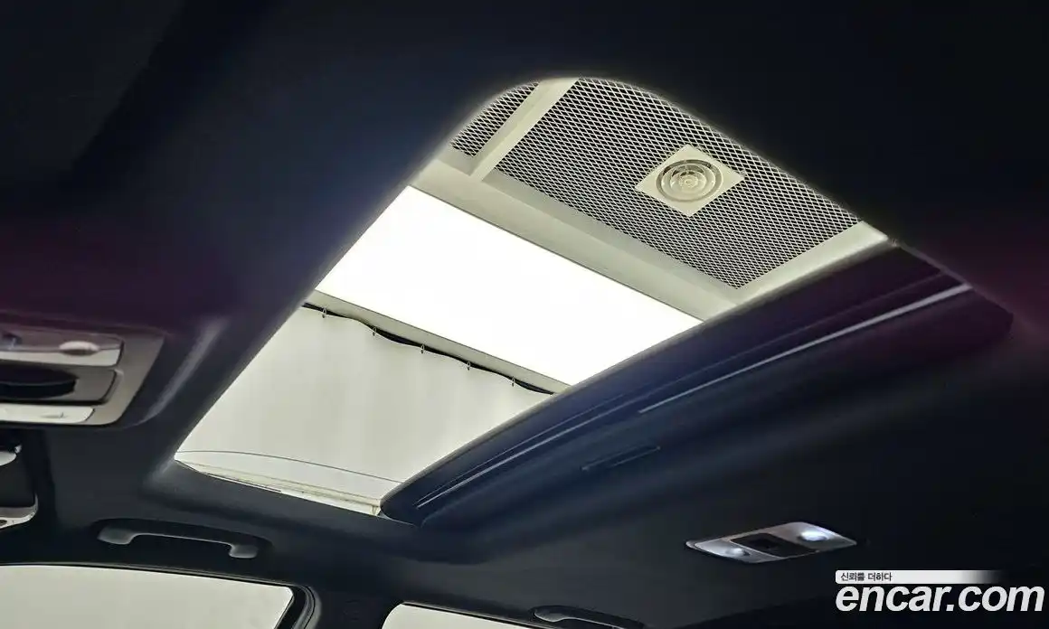 Kia Mohave 2023 3.0 Автомат в Москве № 132840, фото 18