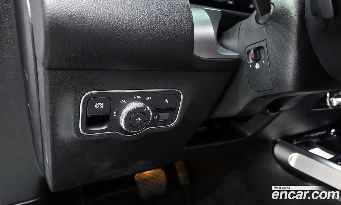 Mercedes-Benz EQB 2023 0.2 Автомат в Москве № 141404, фото 18