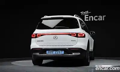 Mercedes-Benz EQB 2023 0.2 Автомат в Москве № 141404, миниатюра 4