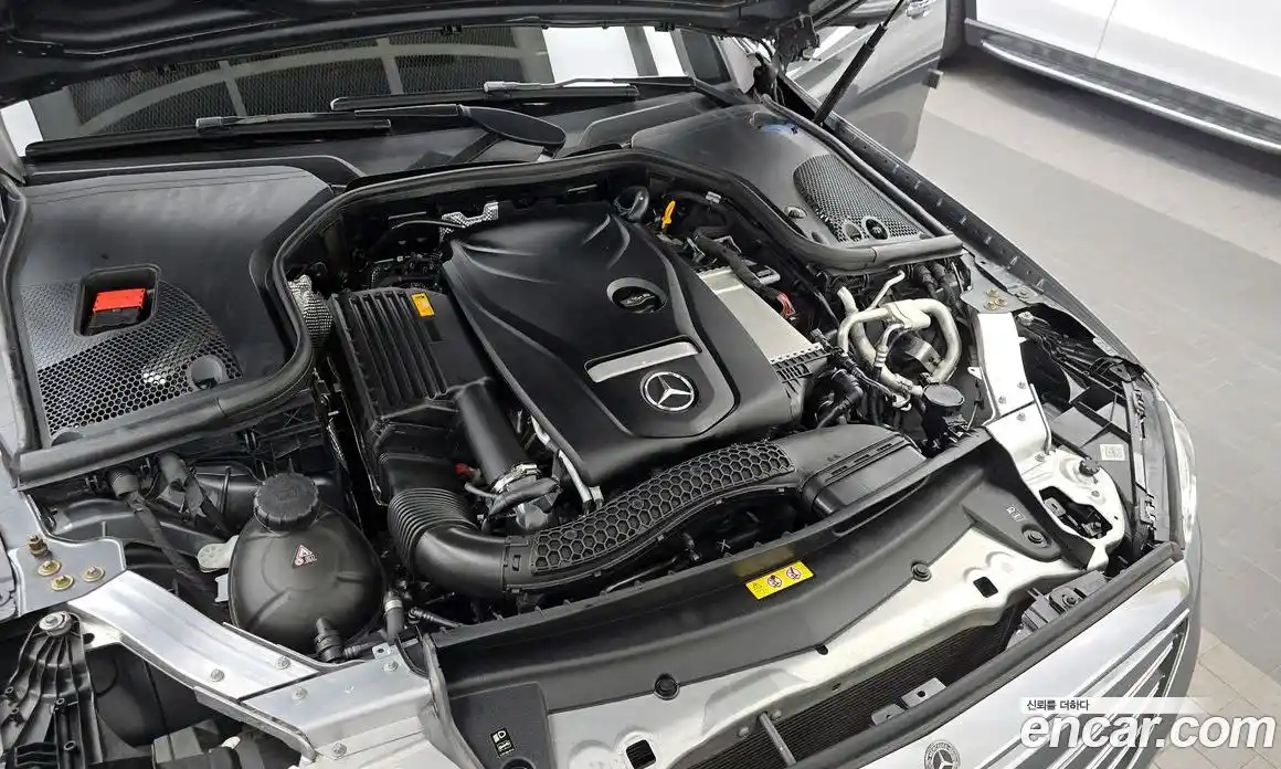 Mercedes-Benz E-Class 2019 2.0 Автомат в Москве № 142634, фото 14