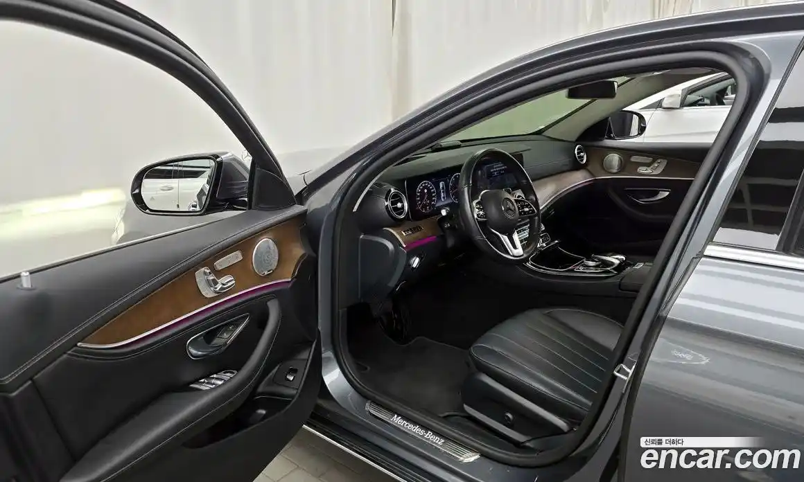 Mercedes-Benz E-Class 2019 2.0 Автомат в Москве № 142634, фото 6