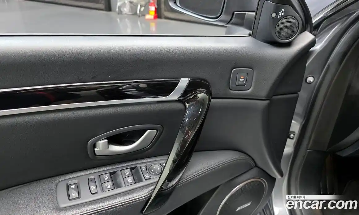 Renault SM7 2017 3.5 Автомат в Москве № 147588, фото 14