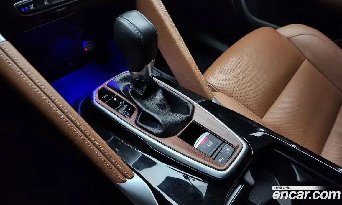 Renault QM6 2022 2.0 Автомат в Москве № 147697, фото 9