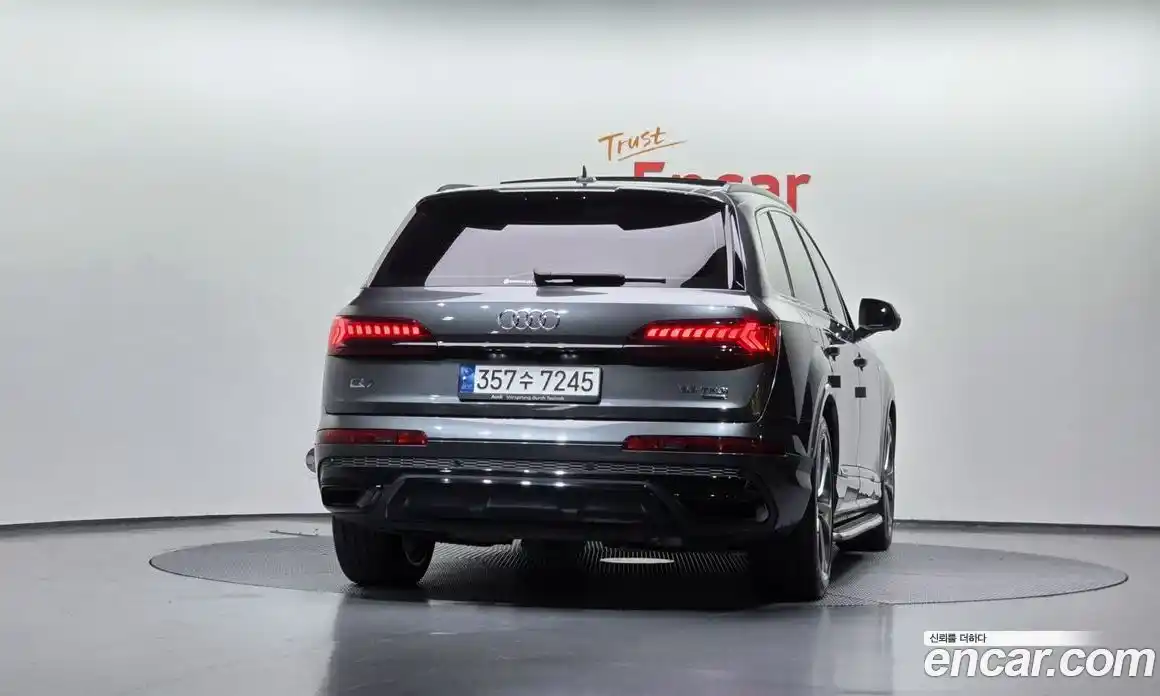 Audi Q7 2022 3.0 Автомат в Москве № 163606, фото 13