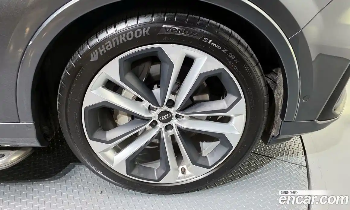 Audi Q7 2022 3.0 Автомат в Москве № 163606, фото 16