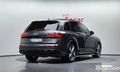 Audi Q7 2022 3.0 Автомат в Москве № 163606, миниатюра 9