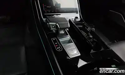 Audi A8 2022 3.0 Автомат в Москве № 163677, миниатюра 9