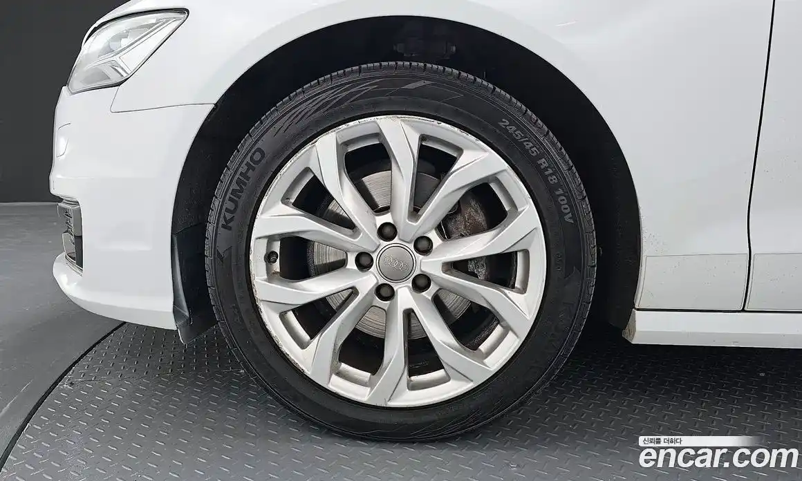 Audi A6 2016 2.0 Автомат в Москве № 163809, фото 10