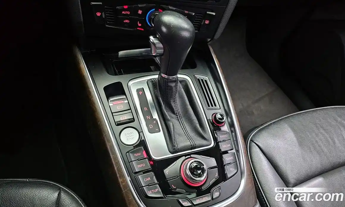 Audi Q5 2012 2.0 Автомат в Москве № 163849, фото 8