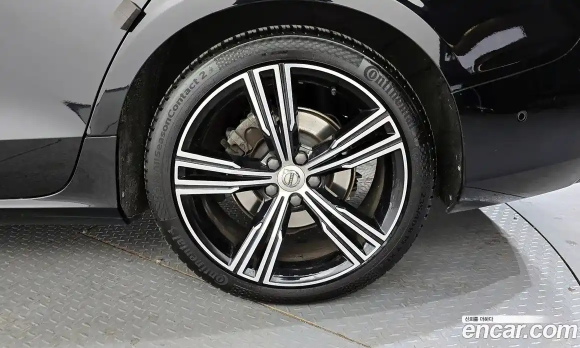 Volvo S60 2020 2.0 Автомат в Москве № 164437, фото 14