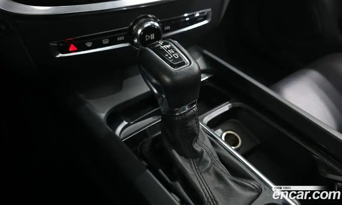 Volvo S60 2020 2.0 Автомат в Москве № 164437, фото 15