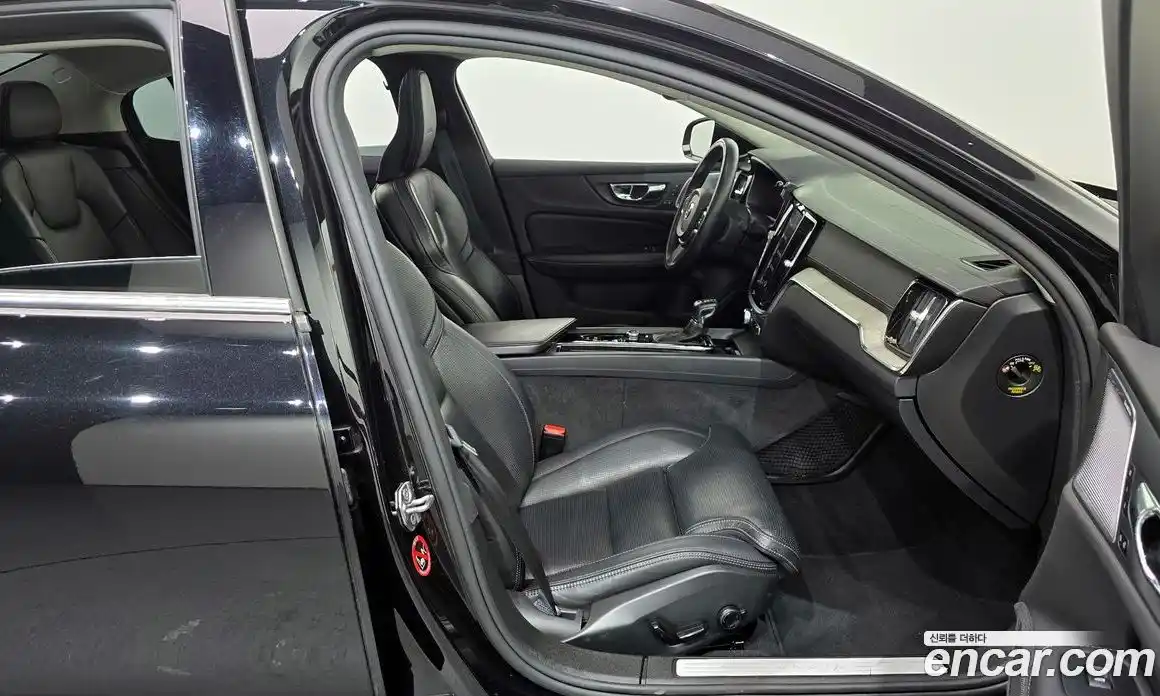 Volvo S60 2020 2.0 Автомат в Москве № 164437, фото 16