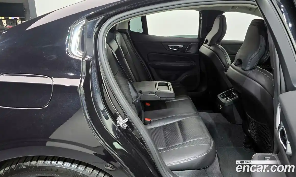 Volvo S60 2020 2.0 Автомат в Москве № 164437, фото 19