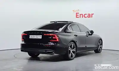 Volvo S60 2020 2.0 Автомат в Москве № 164437, миниатюра 5