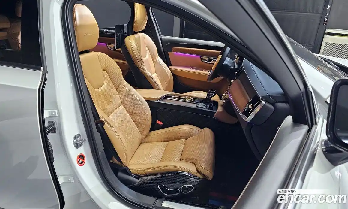 Volvo S90 2018 2.0 Автомат в Москве № 164522, фото 12