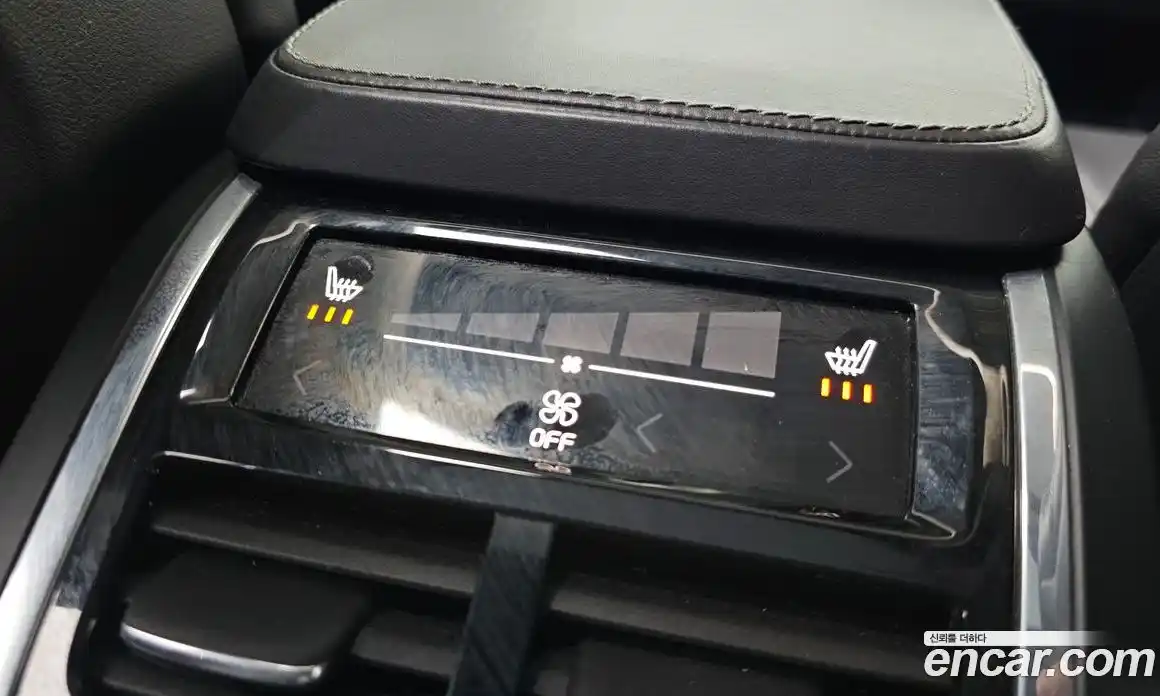 Volvo XC90 2017 2.0 Автомат в Москве № 164549, фото 3