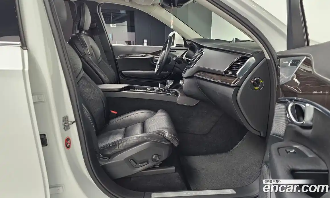 Volvo XC90 2017 2.0 Автомат в Москве № 164549, фото 6