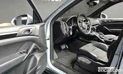Porsche Cayenne 2017 3.0 Автомат в Москве № 165596, миниатюра 11