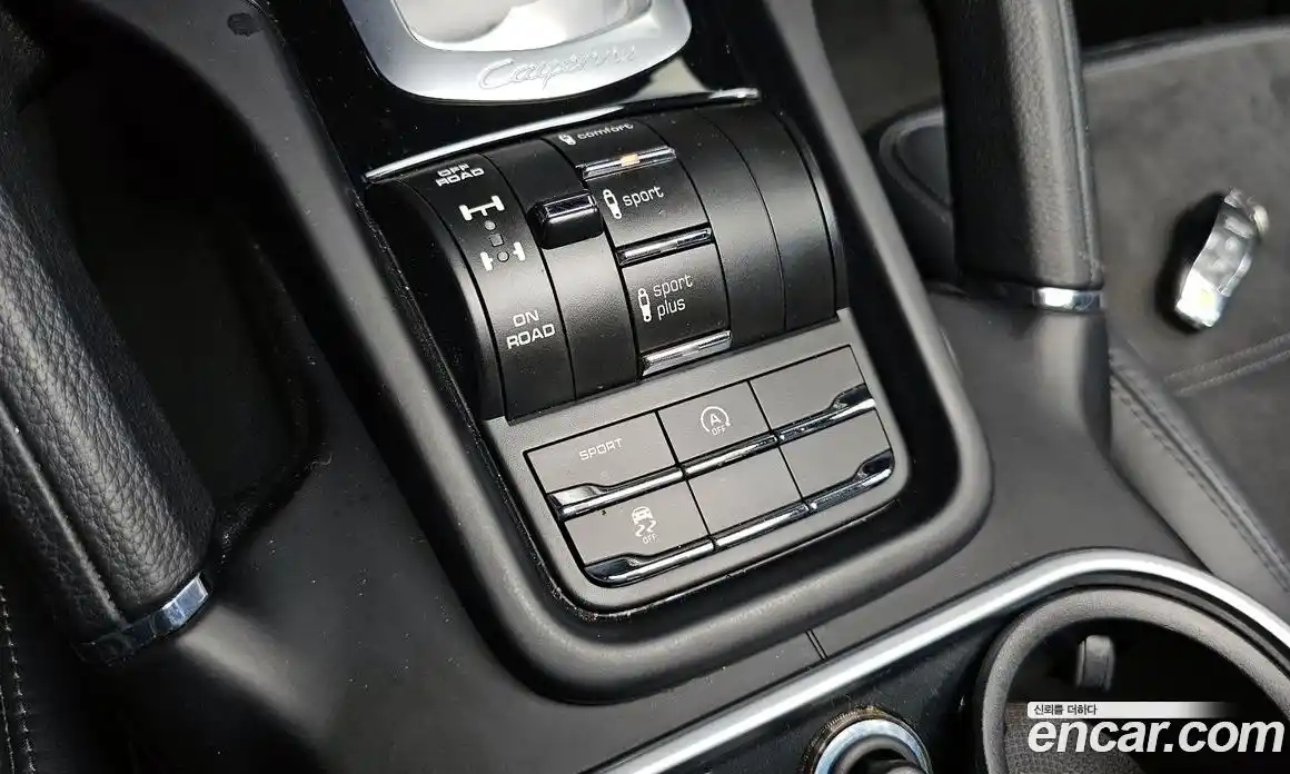 Porsche Cayenne 2017 3.0 Автомат в Москве № 165596, фото 16